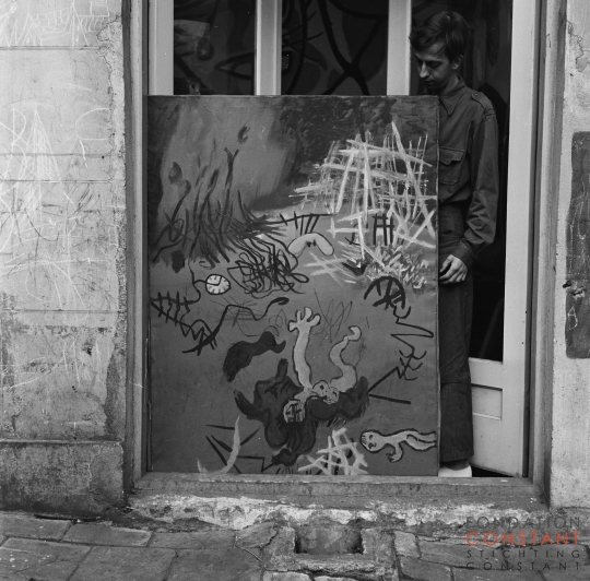 Constant with Verschroeide aarde [I] (1951)-2, photo Violette Cornelisse, 1951