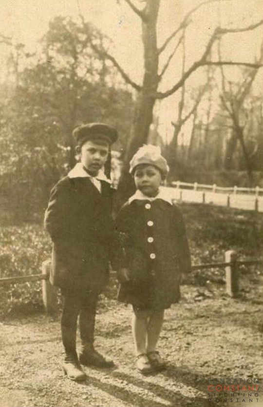 Constant and his brother Jan Nieuwenhuijs, ca 1926 Constant and his brother Jan Nieuwenhuijs, ca 1926