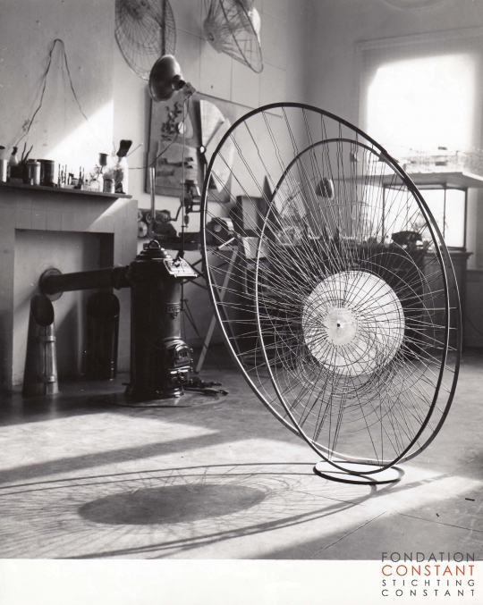 Nébulose mécanique at the Henri Polaklaan studio Constant in his studio at Henri Polaklaan