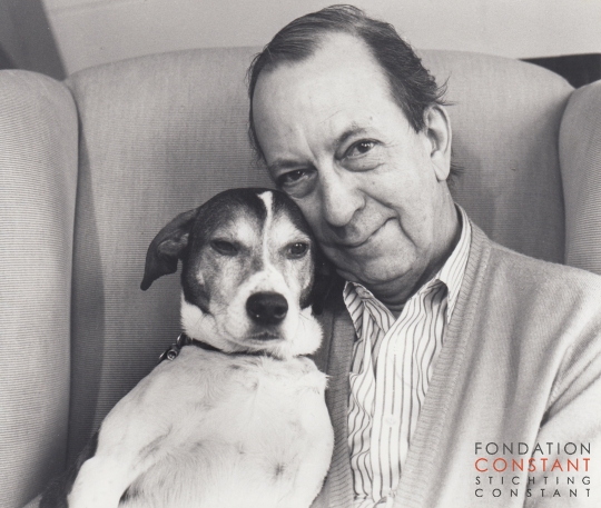 Constant and his dog, Waldo, 1990 | Photo Martijn van der Molen Constant and his dog, Waldo, 1990 | Photo Martijn van der Molen