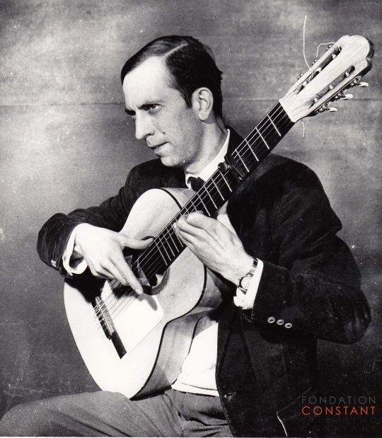 Constant playing guitar