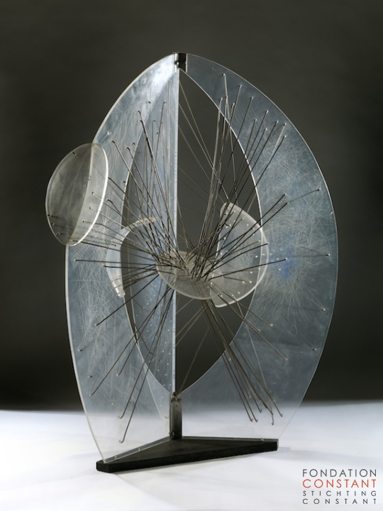 Constant-Eivormige constructie II, 1957 Constant Nieuwenhuys-Eivormige constructie II, 1957