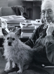 Constant Nieuwenhuys-Constant and Tikus in his studio, 2001