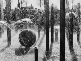 Constant Nieuwenhuys-Fontein in Leiden, 1968